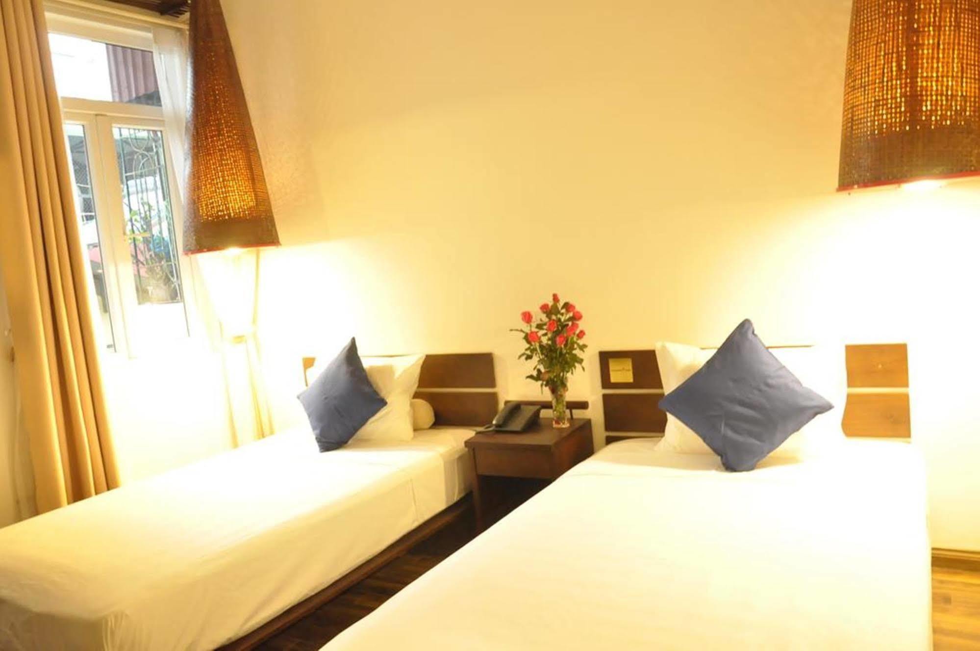 Cinnamon Cathedral Hotel Hanoi Kültér fotó