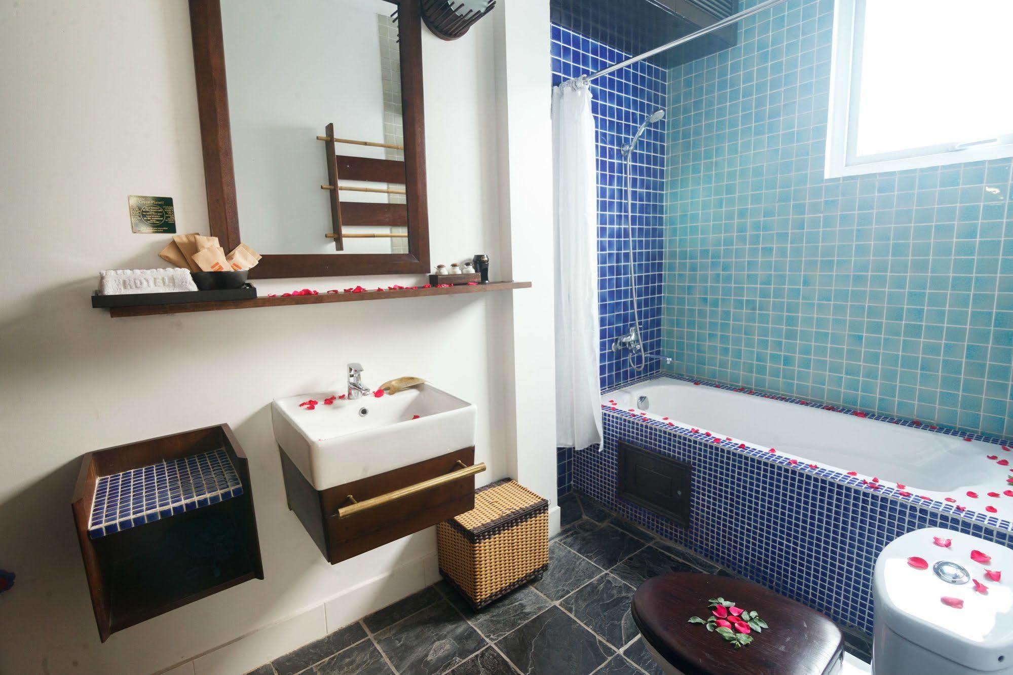 Cinnamon Cathedral Hotel Hanoi Kültér fotó
