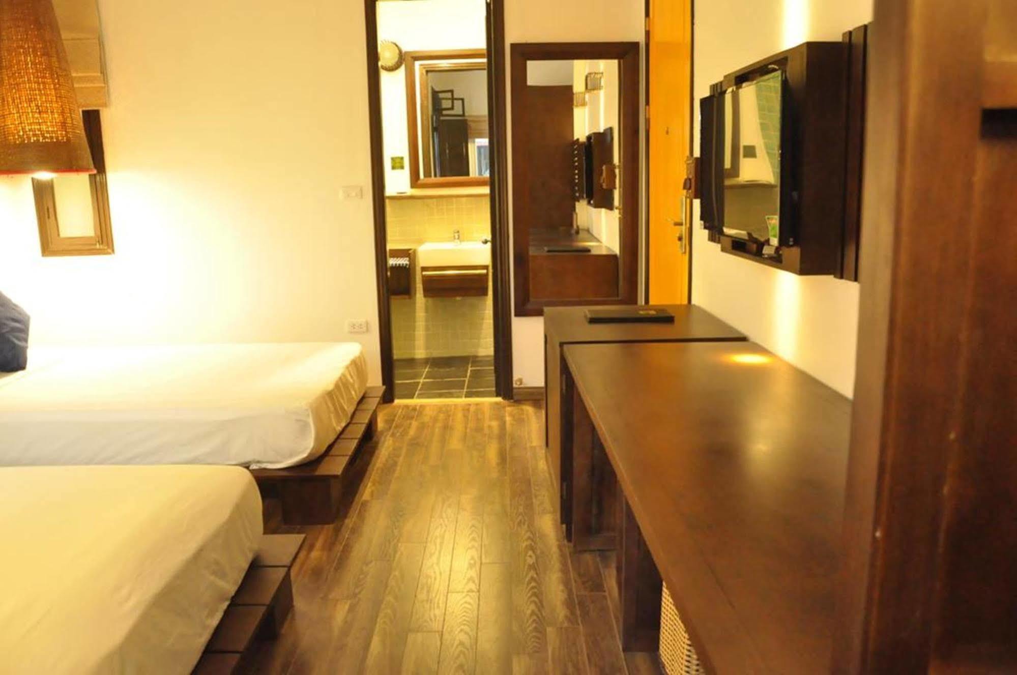 Cinnamon Cathedral Hotel Hanoi Kültér fotó