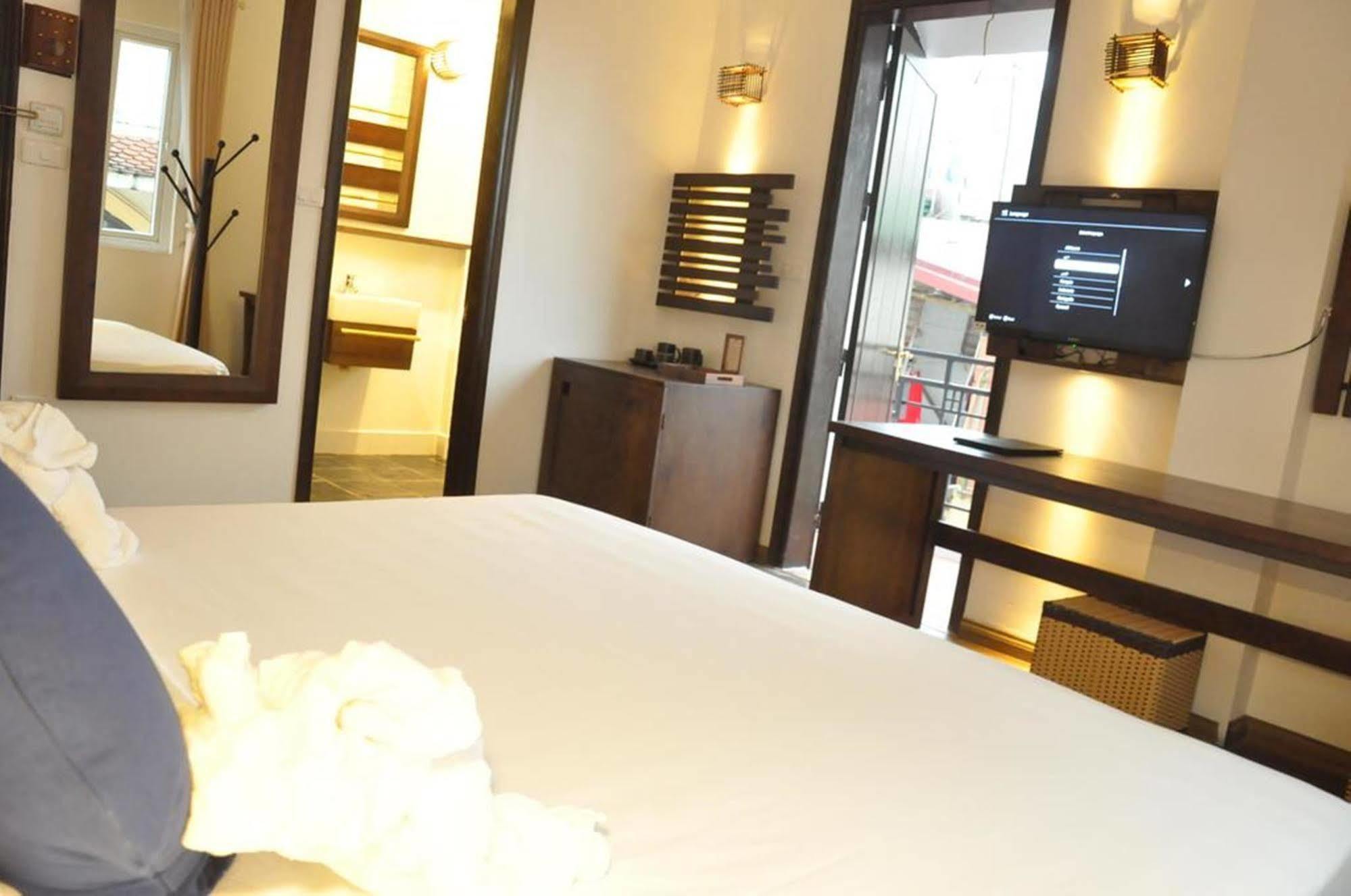 Cinnamon Cathedral Hotel Hanoi Kültér fotó